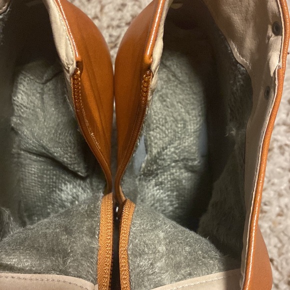 It’s the Heel For Me - Picture 5 of 5